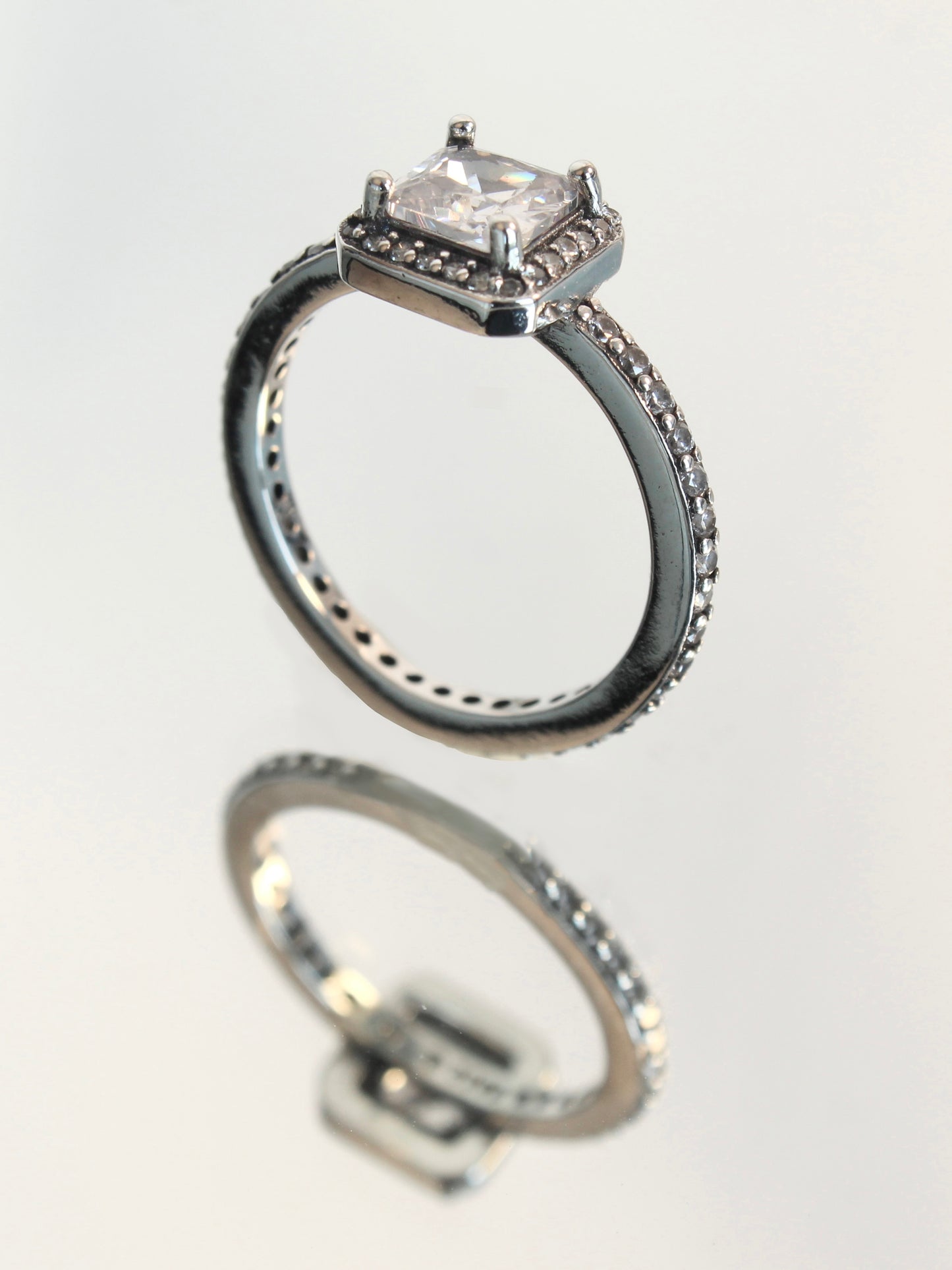 Square Sparking Ring